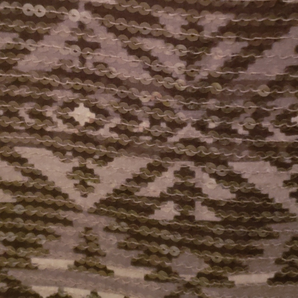 Clothes - Picture 4 of 4